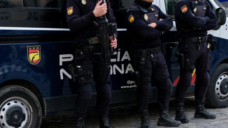 policía nacional