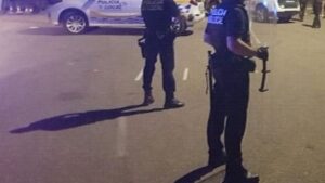 fiesta ilegal policia local