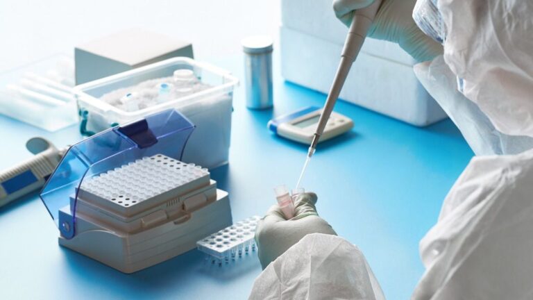 coronavirus laboratorio