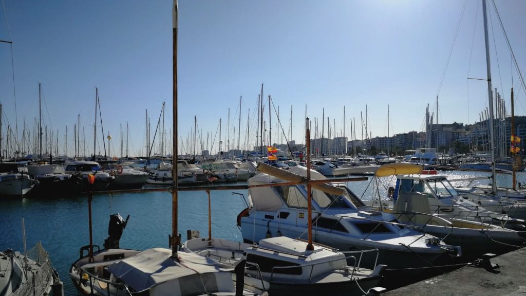 buen tiempo sol yates mar