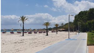 playas alcudia mallorca