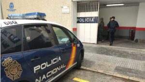 Polic&iacute;a Nacional
