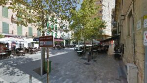 pla&ccedil;a de sa bassa manacor