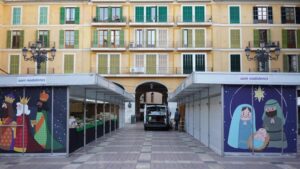 montaje-casetas-navidad-plaza-mayor