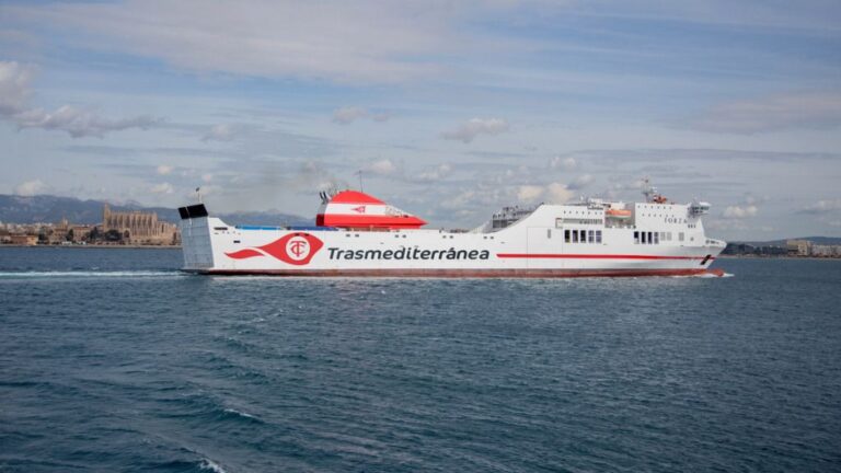 Naviera Armas Trasmediterránea