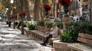 Palma-hombre-mascarilla-bajada