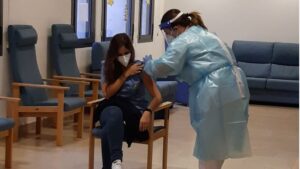 primera sanitaria vacuna coronavirus