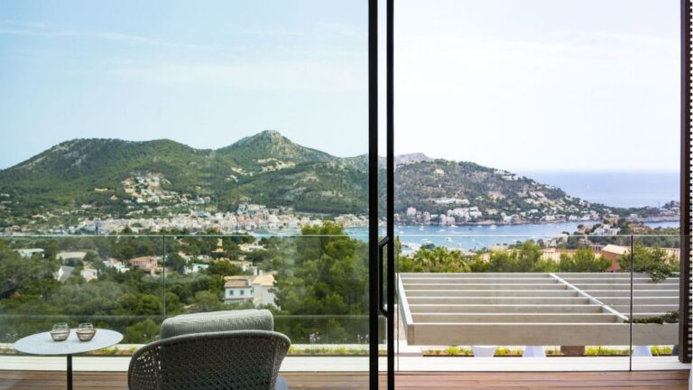 Mansi&oacute;n Mont Port