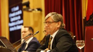 parlament vicen&ccedil; thomas