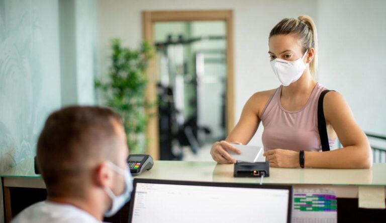 recepcion hotel covid