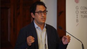 Iago-Negueruela-conseller