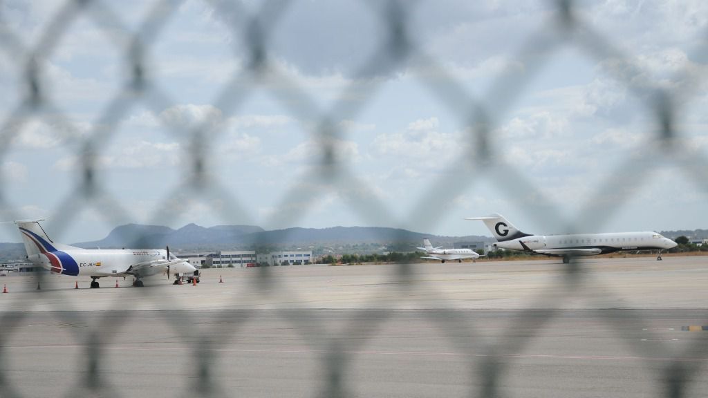 aeropuerto son sant joan avion