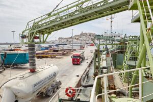 puerto ibiza mercancias