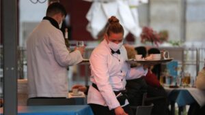 bar camarero hosteleria restaurante