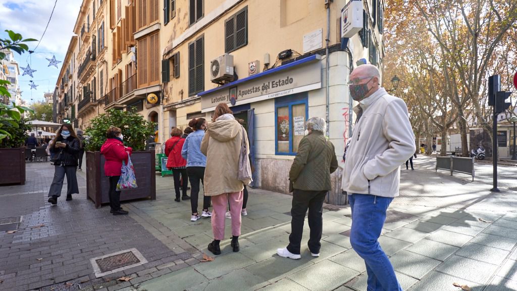 Palma-peatones-mascarilla