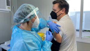 vacuna coronavirus sanitarios