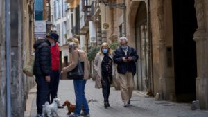 Palma-peatones-perros-mascarilla