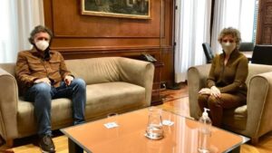 MIQUEL MUNAR VACUNAS AINA CALVO