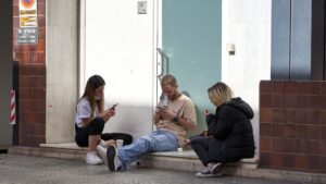 jovenes-sin-mascarilla