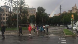 lluvia arco iris