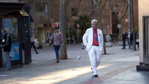 peaton-mascarilla-calle