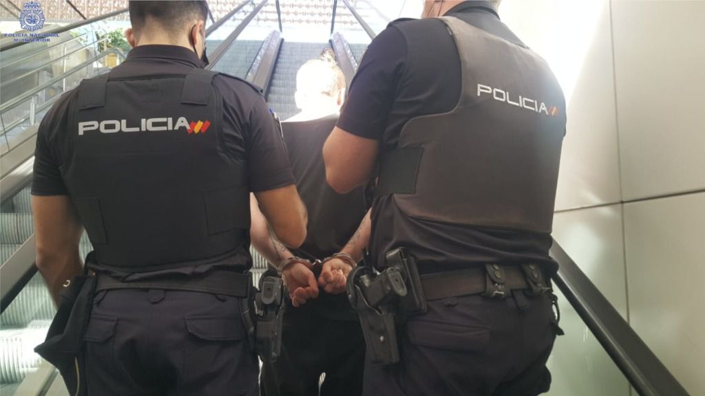 detenidos policia