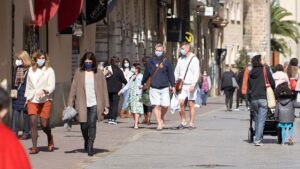 gente-palma-calle-mascarillas