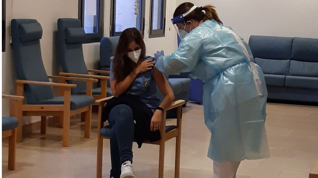 primera sanitaria vacuna coronavirus