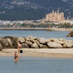 playa catedral palma turistas