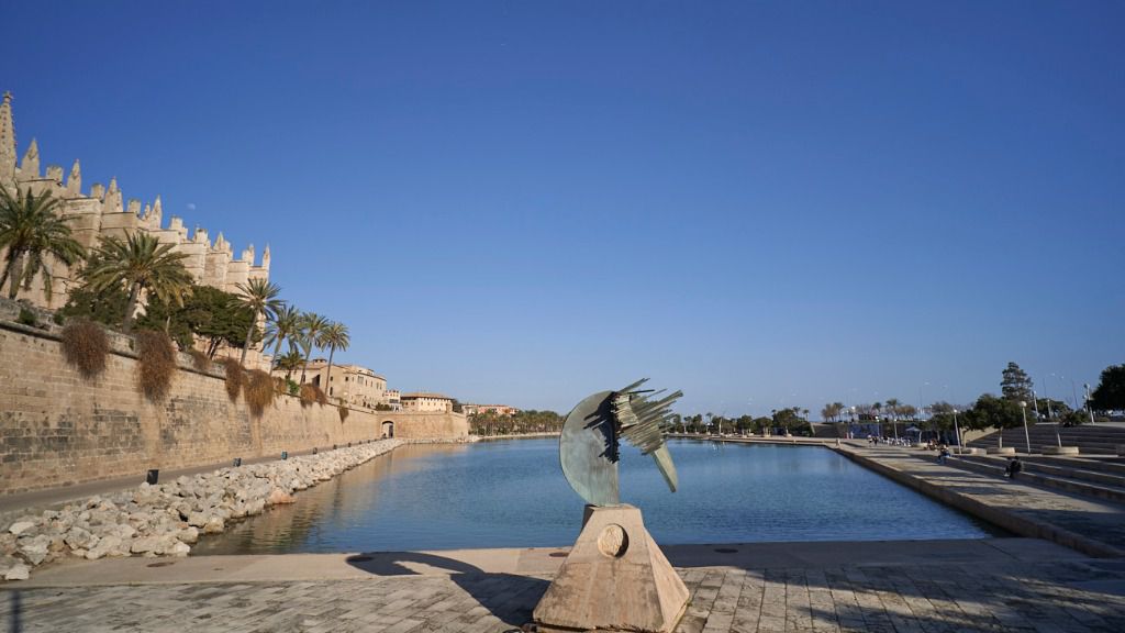 Palma meteo cielo despejado parc de la mar