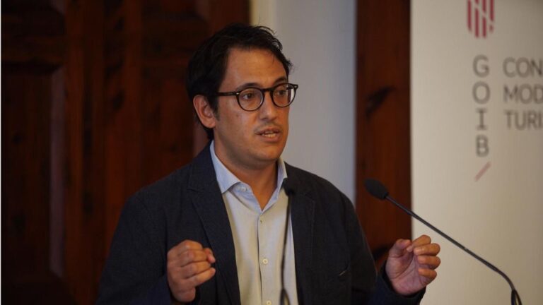 Iago-Negueruela-conseller