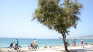 Playa bicicleta buen tiempo