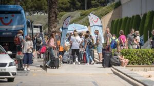 ingleses coronavirus aeropuerto cuantena