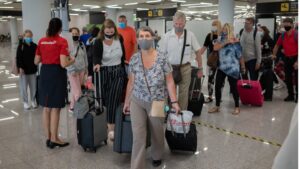 turistas britanicos aeropuerto coronavirus