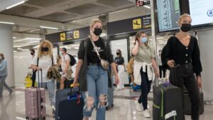 ingleses coronavirus aeropuerto cuantena