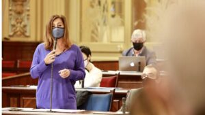 armengol mascarilla parlament