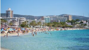 Magaluf - turismo - playas - agua - mar - altas temperaturas - calor