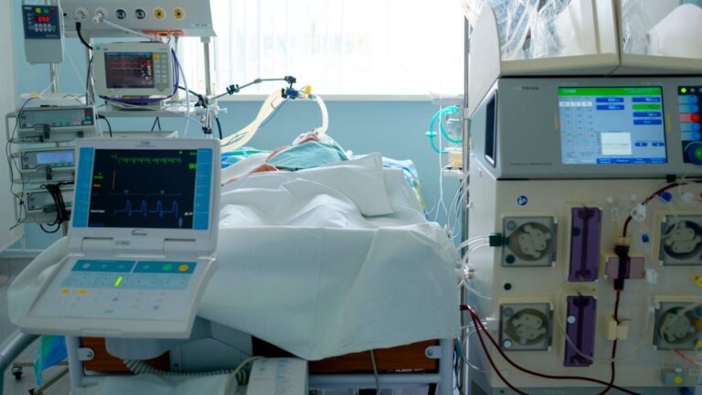 coronavirus-hospital-uci