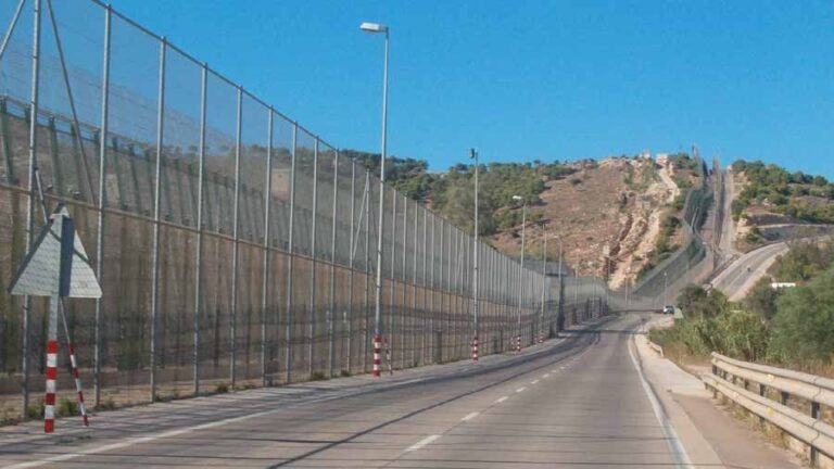 valla melilla inmigrantes