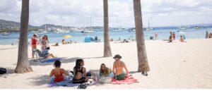 turistas playas calvia