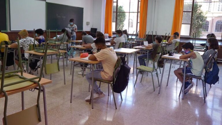 aula-coronavirus-colegio-cole