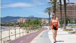 playa-can-pere-antoni-paseo-sol-buen-tiempo