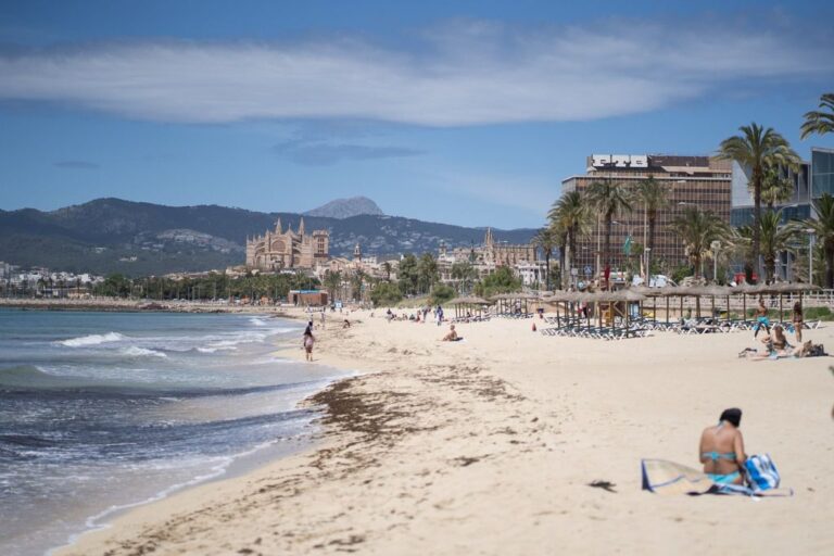 playa-can-pere-antoni-mascarilla-sol-buen-tiempo