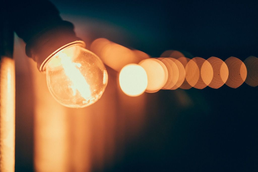 bombillas, luz, energía eléctrica