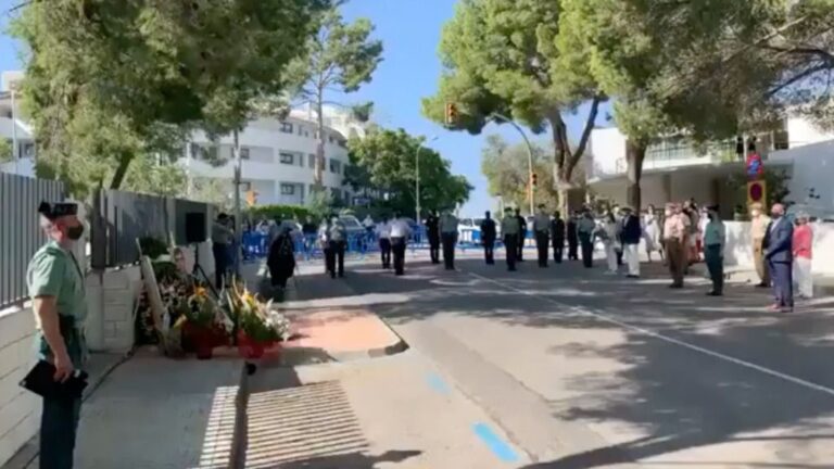homenaje guardia civiles atentado ETA