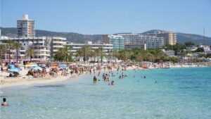 Magaluf - agua - mar - playas - verano - calor - turistas