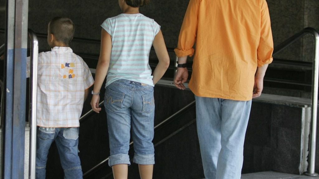 niños padres hijos