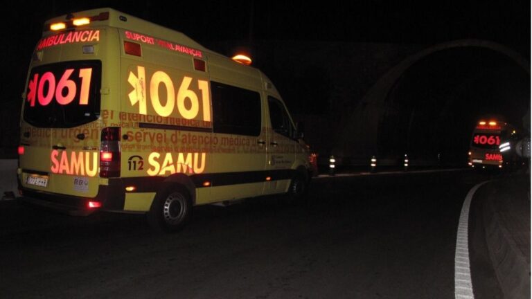 ambulancia noche