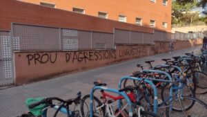 pintada-catalan-sanidad