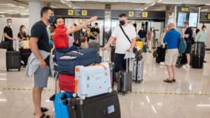 turistas britanicos aeropuerto coronavirus